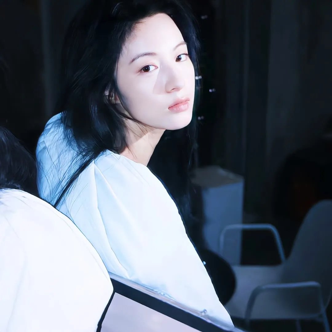 不二女县令高清封面
